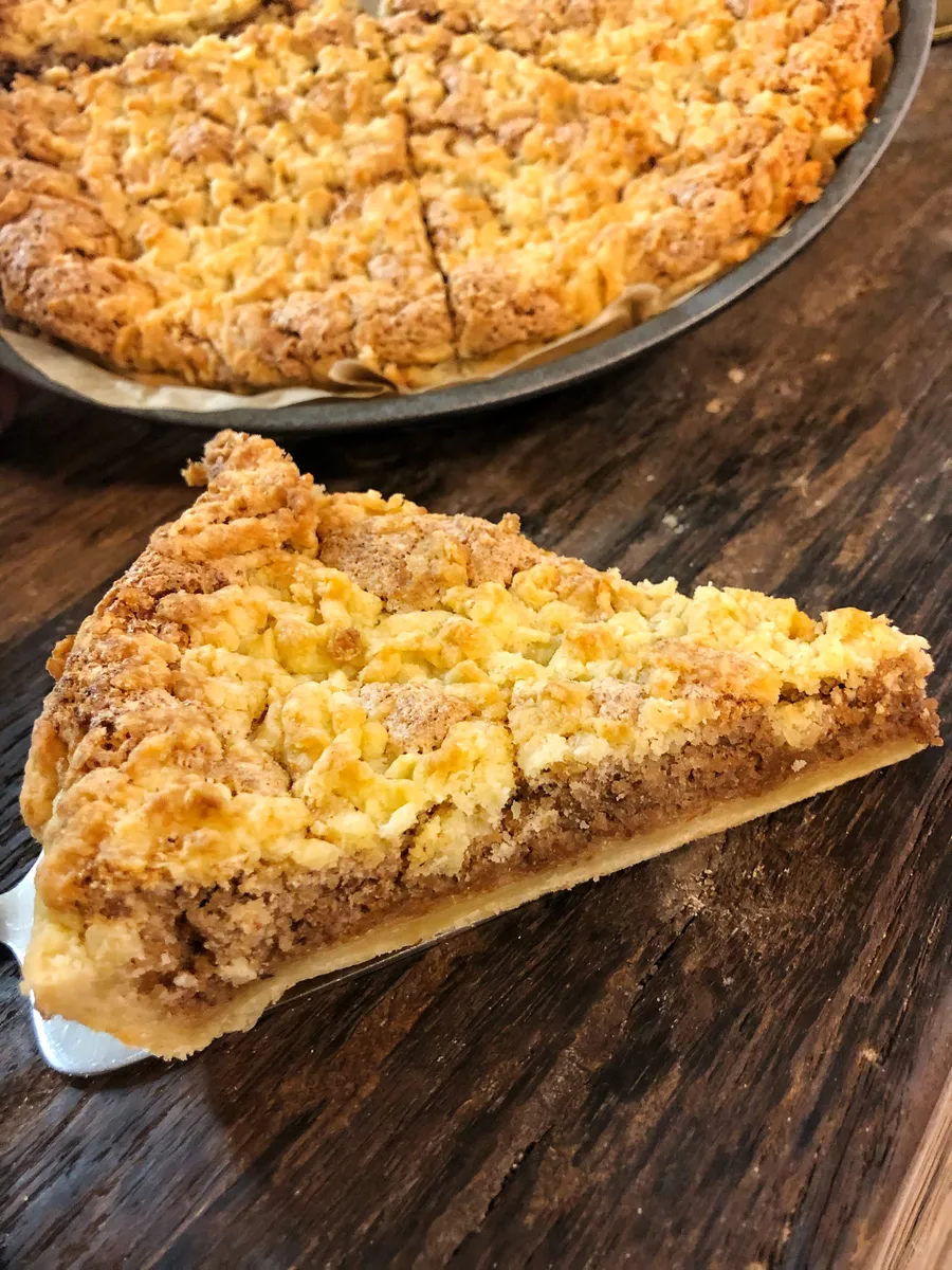 Ořechový koláč z křehkého těsta